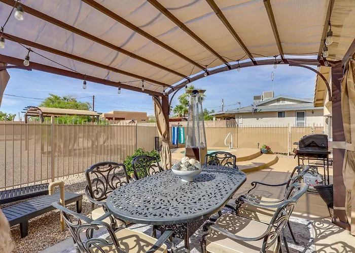 Holiday home Desert Escape W/ Spool Pool! 4 Mi To Havasu
